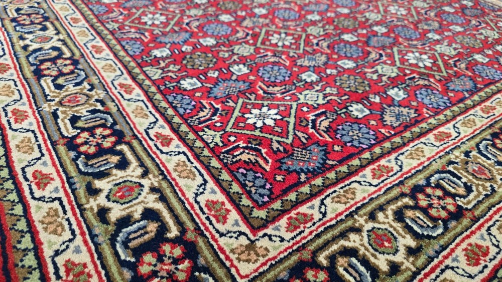 Tepisi ručni rad BENARAS HERATI 120x180 1060,46 EUR 203331