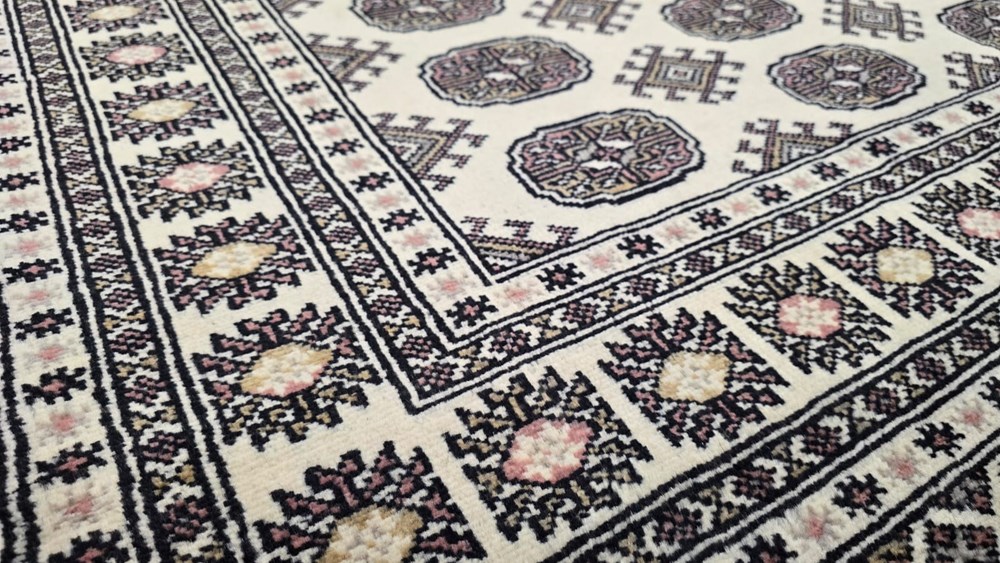 Tepisi ručni rad BOKHARA 123x189 476,47 EUR 201575