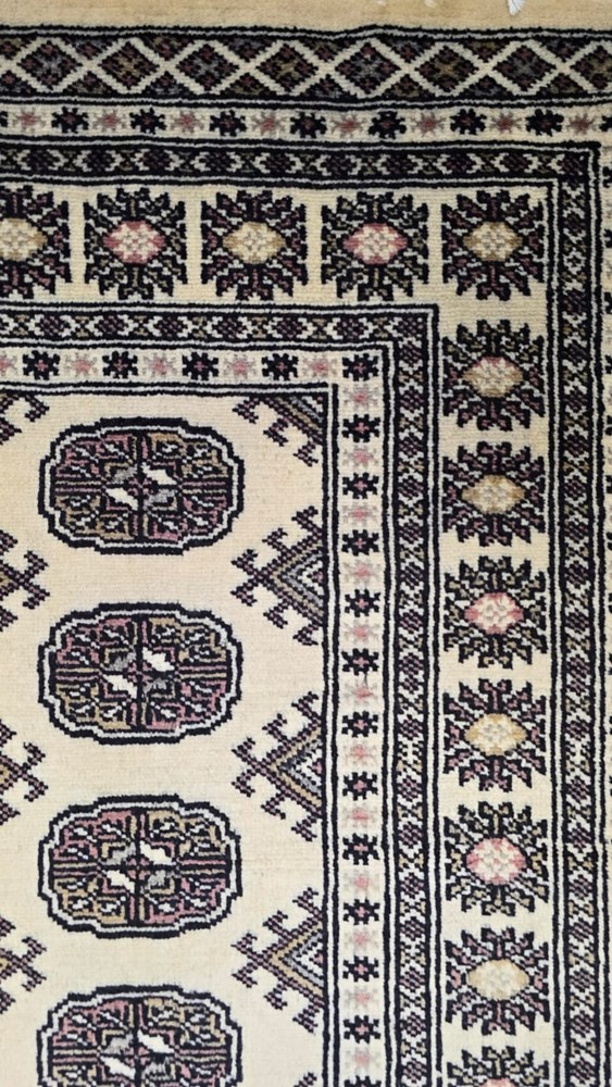 Tepisi ručni rad BOKHARA 123x189 476,47 EUR 201575