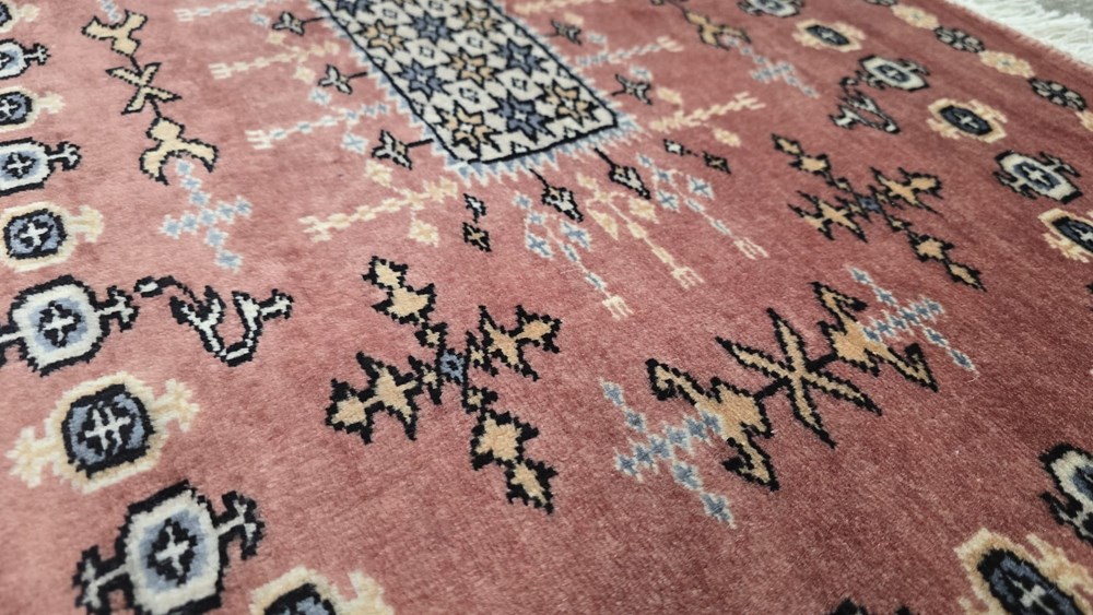 Tepisi ručni rad,Tepisi ručni rad - manje dimenzije JALDAR SILK TOUCH 61x91 131,40 EUR 192677