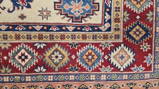 Tepisi ručni rad KAZAQ 166x249 969,00 EUR 205838