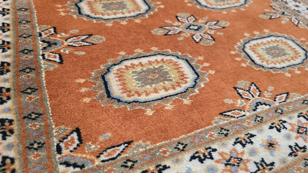 Tepisi ručni rad,Tepisi ručni rad - manje dimenzije SILK TOUCH 75x122 244,21 EUR 173503