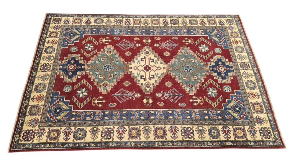 Tepisi ručni rad KAZAK 166x245 999,00 EUR 204081