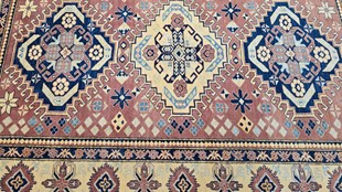 Tepisi ručni rad,Posebna ponuda KAZAK 195x284 756,12 EUR 93600 AKCIJA