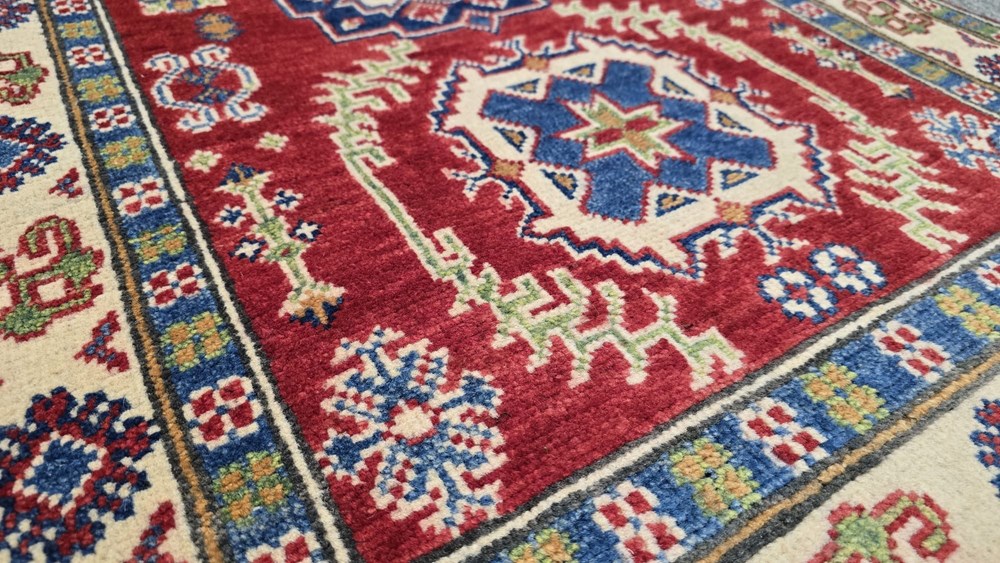 Tepisi ručni rad,Tepisi ručni rad - manje dimenzije KAZAK 77x129 549,00 EUR 204087