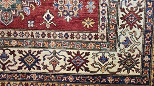 Tepisi ručni rad KAZAQ SUPER 174x238 1591,35 EUR 181514
